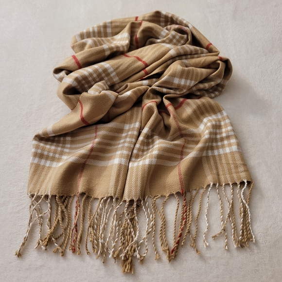 Soft Plaid Fringe Scarf Tan Red White Winter - Picture 5 of 10